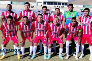 CD Guadalajara triunfa 3-0 en la Copa Simón Bolívar