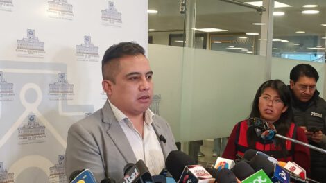 Proceso penal contra Ruth Nina por amenazas