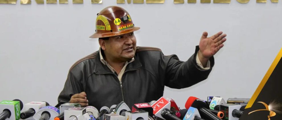 Crisis de combustible en Bolivia según Ministro de Minería Alejandro Santos