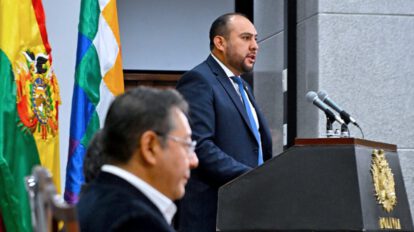 Evo Morales escoltado por anillos de seguridad en Cochabamba