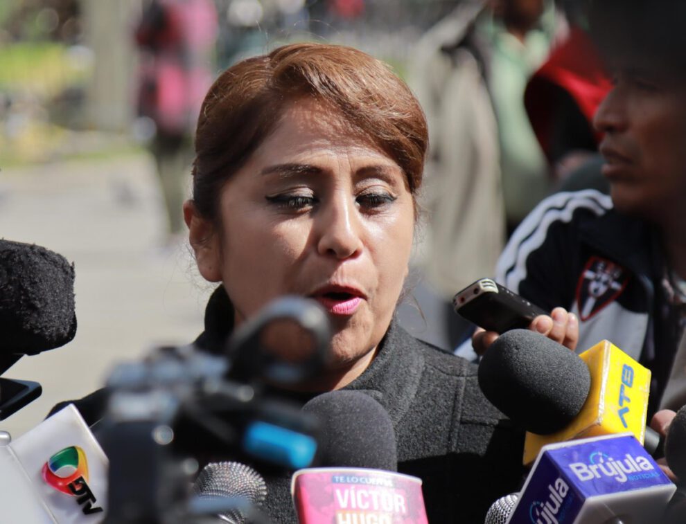 Ruth Nina enfrenta denuncias por polémicas declaraciones sobre elecciones