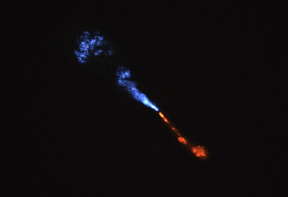 formación de planetas en el sistema solar HOPS-315