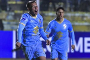 Bolívar goleada ante Palestino en la Copa Sudamericana