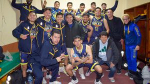 Carl A-Z busca cerrar la primera fase con una victoria ante Universitario
