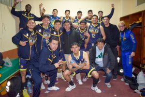 Carl A-Z busca cerrar la primera fase con una victoria ante Universitario