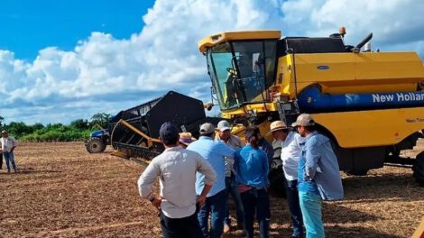 Abastecimiento de diésel para la campaña agrícola en Bolivia