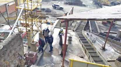 Creación de empresas mineras que generan divisas para el país
