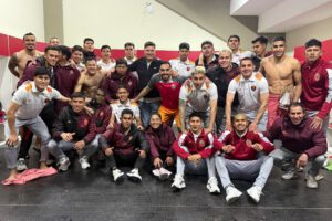 Totora Real Oruro mantiene el liderato tras valioso empate