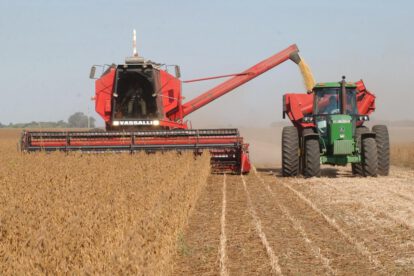 Déficit comercial en Paraguay tras caída en soya