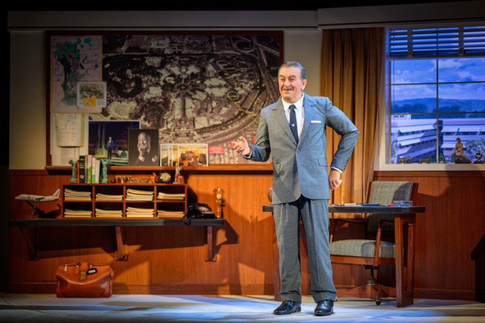 Robot animatrónico de Walt Disney en el espectáculo 'Walt Disney - A Magical Life'