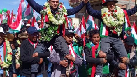 PDC en Achacachi con Rodrigo Paz y Edman Lara