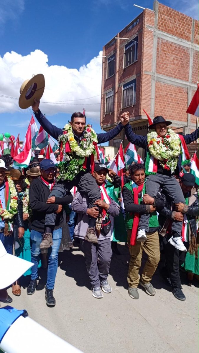 PDC en Achacachi con Rodrigo Paz y Edman Lara