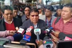 Escasez de combustible en El Alto