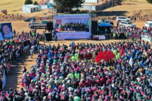 Construcción de la carretera Botijlaca – Caquiaviri