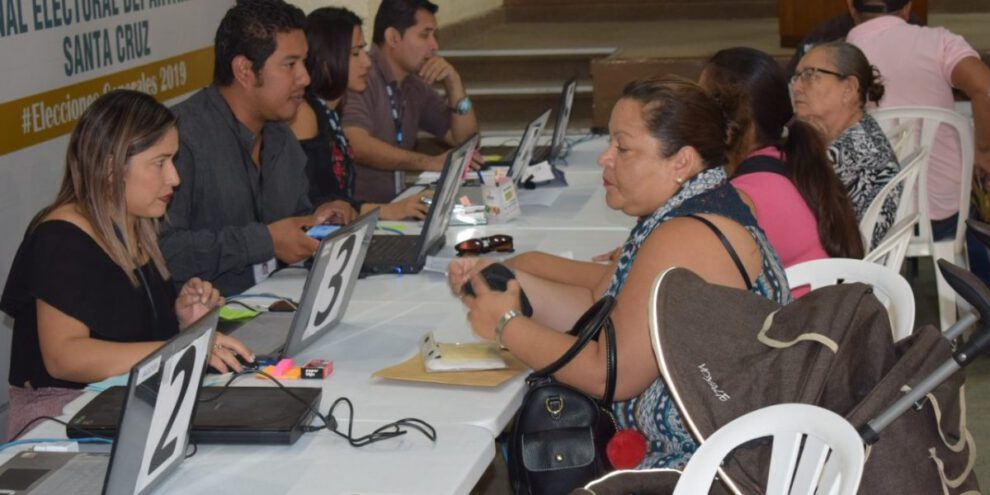 Excusas jurados electorales en Santa Cruz