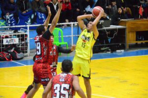 Carl A-Z busca la victoria en Libobásquet