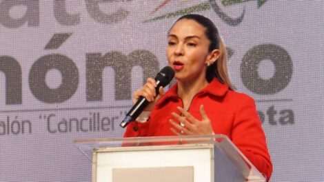 Mariana Prado cuestiona propuesta inviable de APB Súmate sobre combustible