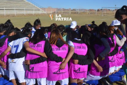 Liga Femenina de Fútbol en su fase más intensa