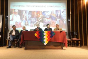 Encuentro Plurinacional de Intelectuales en Bolivia