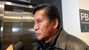 Félix Ajpi denuncia delitos políticos en la campaña electoral