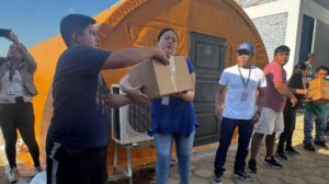 Llegan papeletas electorales a Santa Cruz bajo resguardo militar y policial