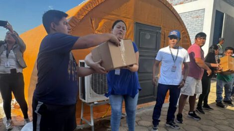 Llegan papeletas electorales a Santa Cruz bajo resguardo militar y policial