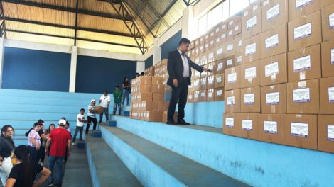 Elecciones en Bolivia con supervisión del material electoral