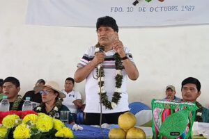 Evo Morales inhabilitado promoviendo el voto nulo