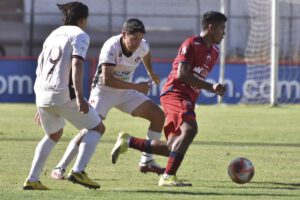 Copa División Profesional: FC Universitario rescató un punto de su casa