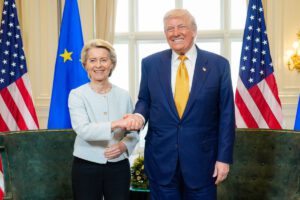 Estados Unidos y la UE evitan guerra comercial con nuevo pacto