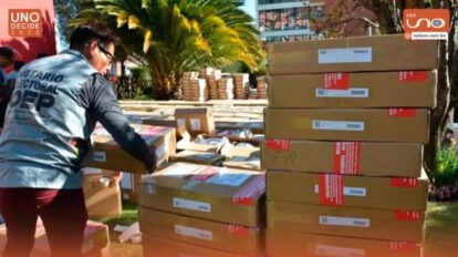 Distribución de maletas electorales por el TSE