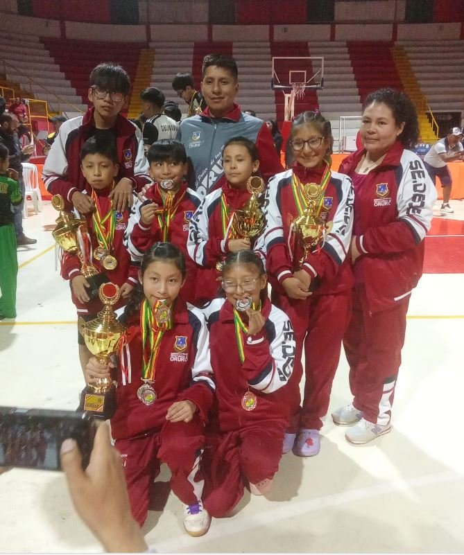 Oruro conquista 12 medallas en el Torneo Nacional de Tarija