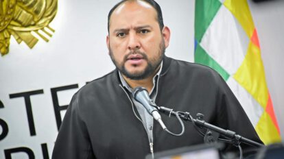 Destrucción de papeletas en el proceso electoral en Bolivia
