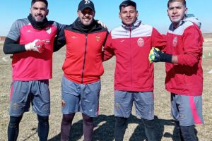 Real Oruro vs Bolívar en el torneo de fútbol