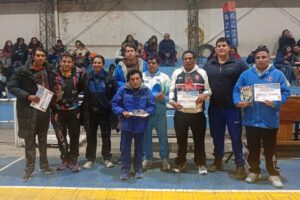 Básquet infantil en Oruro