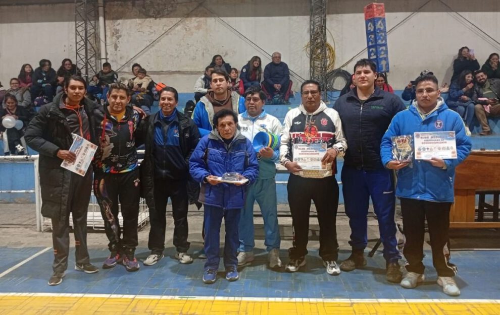 Básquet infantil en Oruro