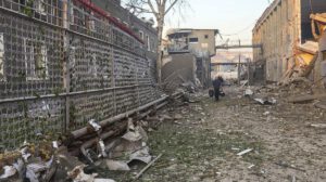 Ataques aéreos en Ucrania dejan 20 muertos
