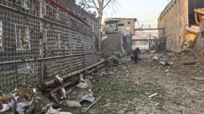 Ataques aéreos en Ucrania dejan 20 muertos