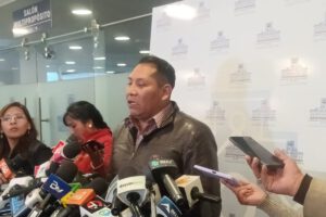 Ausencia de Morena en las elecciones