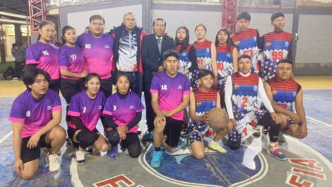 Campeonato deportivo de exalumnos en el Colegio Filadelfia