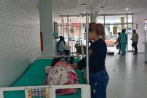 Hospital de Niños Santa Cruz enfrenta cierre de servicio por falta de personal