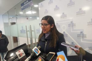 Lissa Claros denuncia penalmente al ministro Montaño