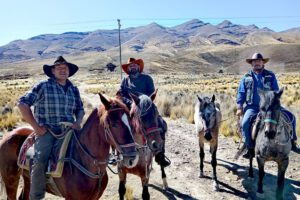 Cabalgata del Bicentenario en Oruro