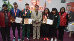 Atletas destacados del Grand Prix Sudamericano reconocidos por la Gobernación