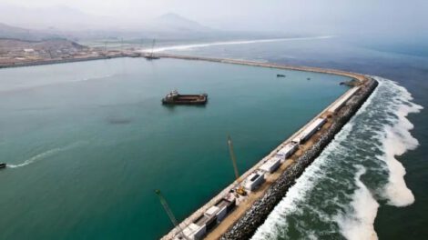 Alerta de tsunami en Chile y Perú