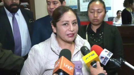 Ruth Nina denuncia injusticias en cárceles