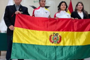 Abanderados Bolivia Panamericanos Junior