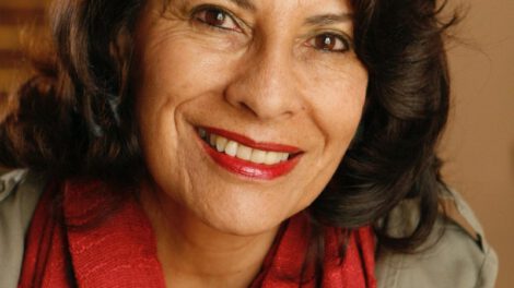 Homenaje póstumo a Gladys Dávalos Arze en la Feria Internacional del Libro