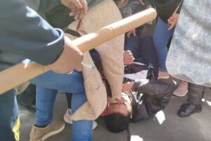 Protestas en La Paz por irregularidades en examen de ascenso de categoría