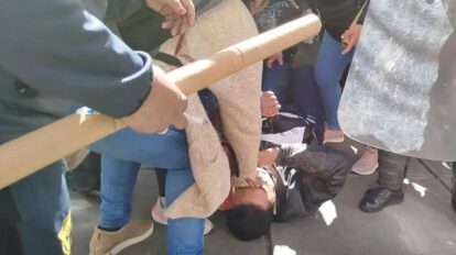 Protestas en La Paz por irregularidades en examen de ascenso de categoría